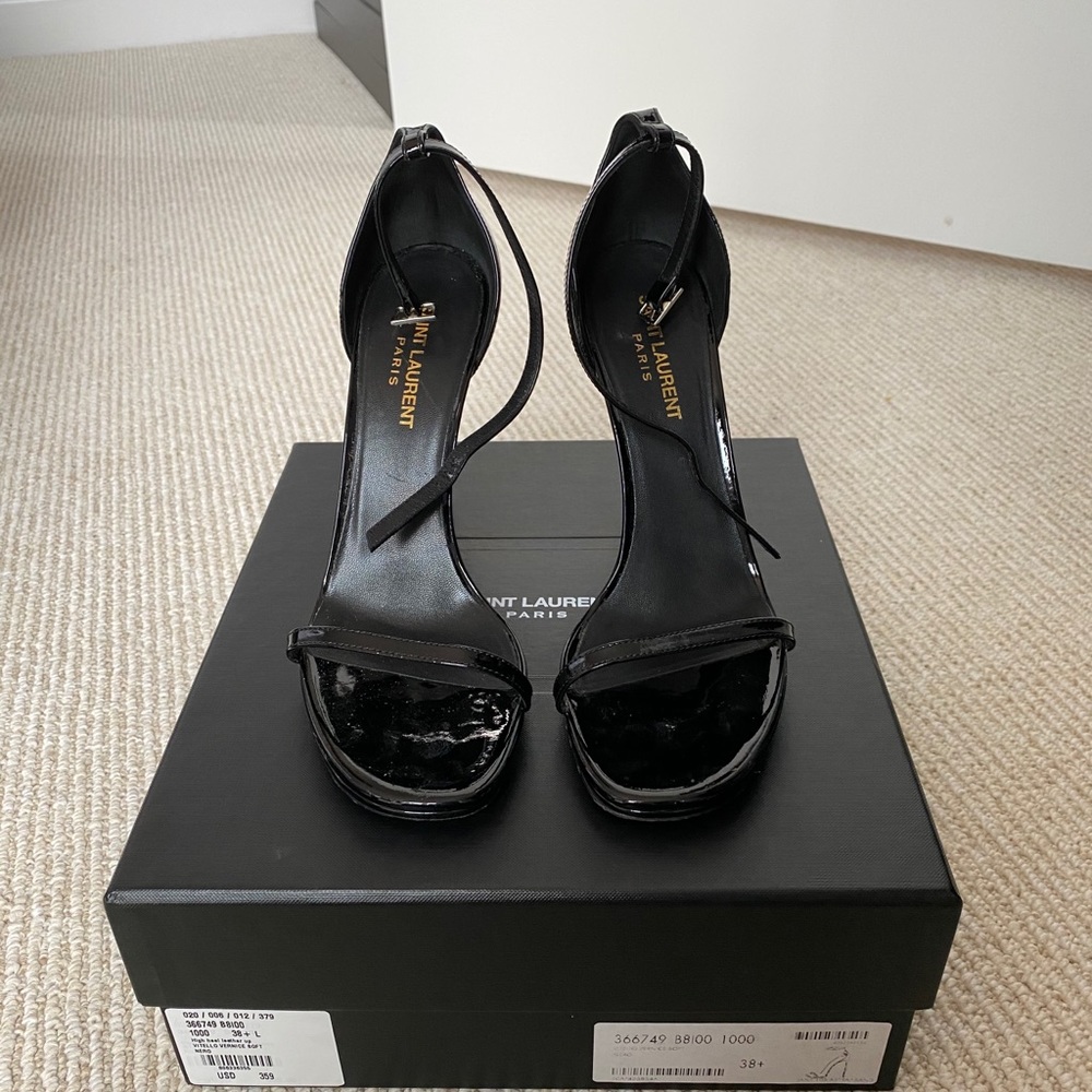 YSL (Saint Laurent) Vitello Vernice Soft Nero